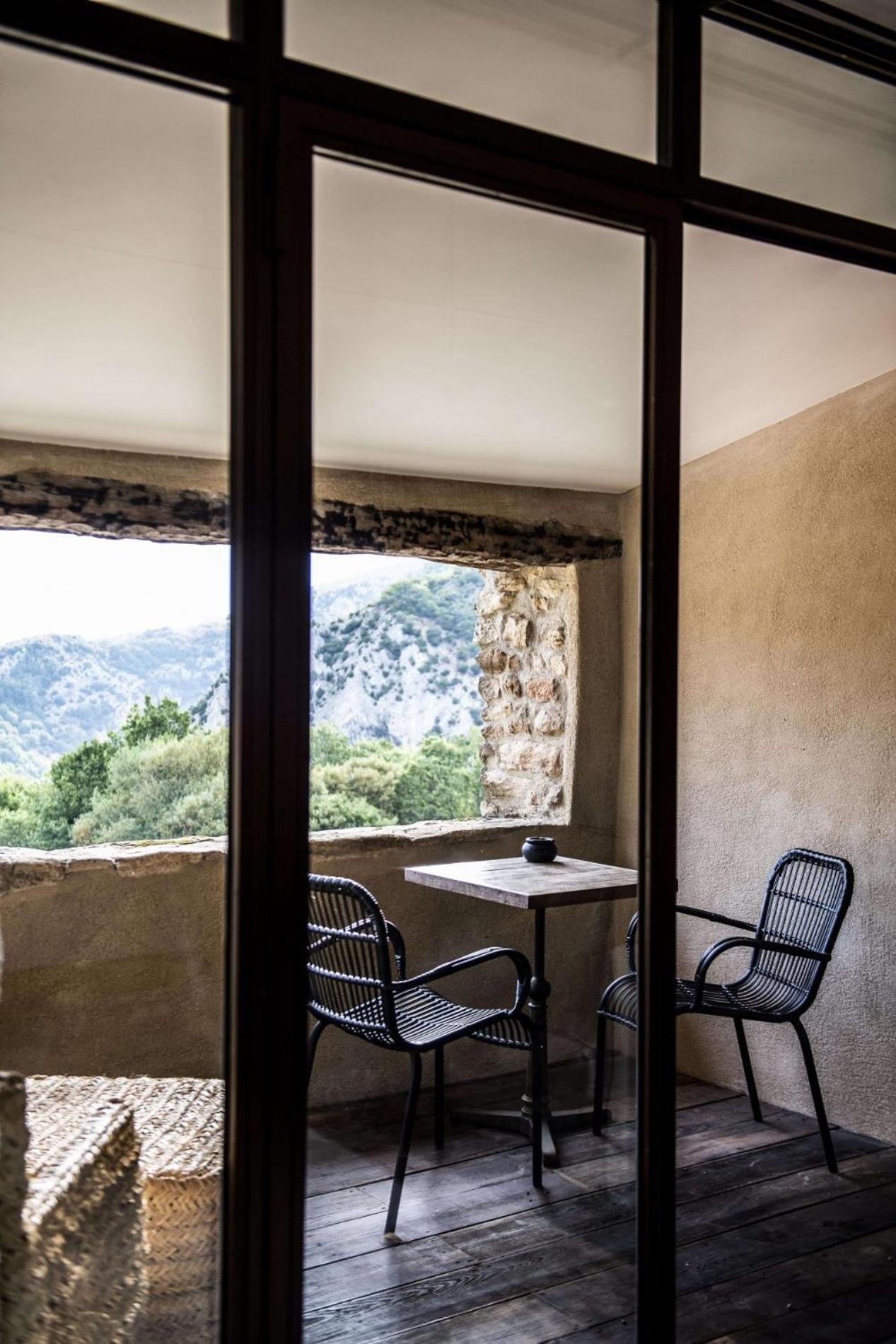 Le Domaine Du Castellas Sivergues Exterior photo